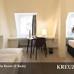Kreuz Modern Отель