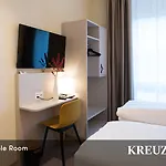 Kreuz Modern Hotel 3*
