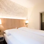 Отель Kreuz Modern 3*