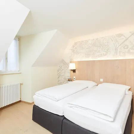 ホテル クロイツ モダン シティ ベルン