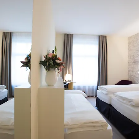 クロイツ モダン シティ