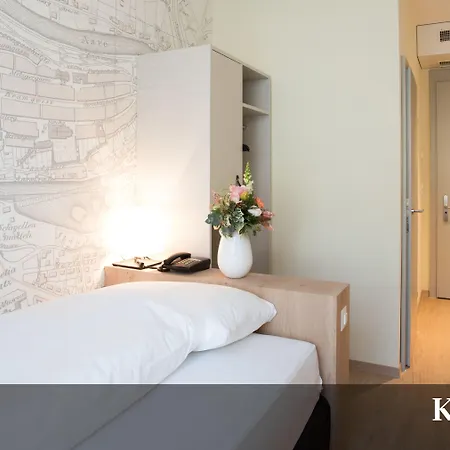 Kreuz Modern 3*