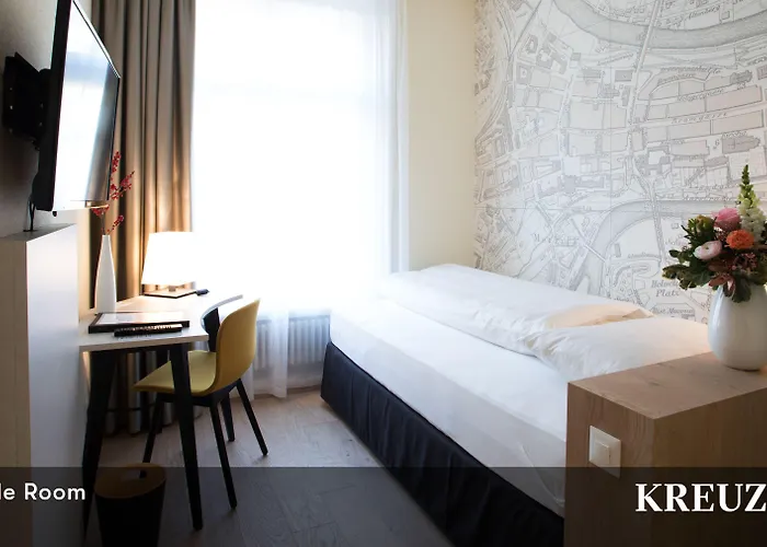 Kreuz Modern 3* Berna