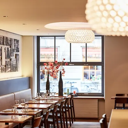 Hotel Kreuz Modern 3*